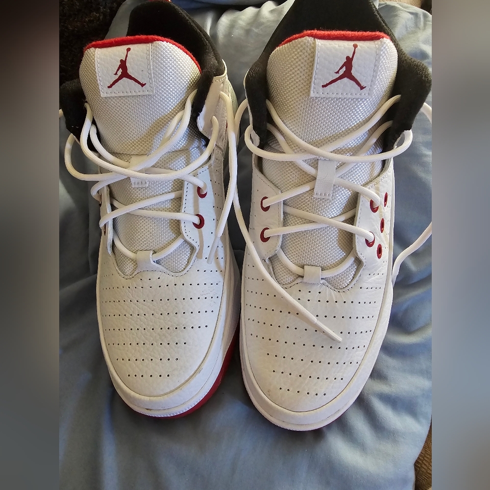 Nike Air Jordan Max Aura 5